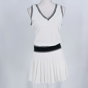 NWT HALARA White V-Neck Tennis Dress size M